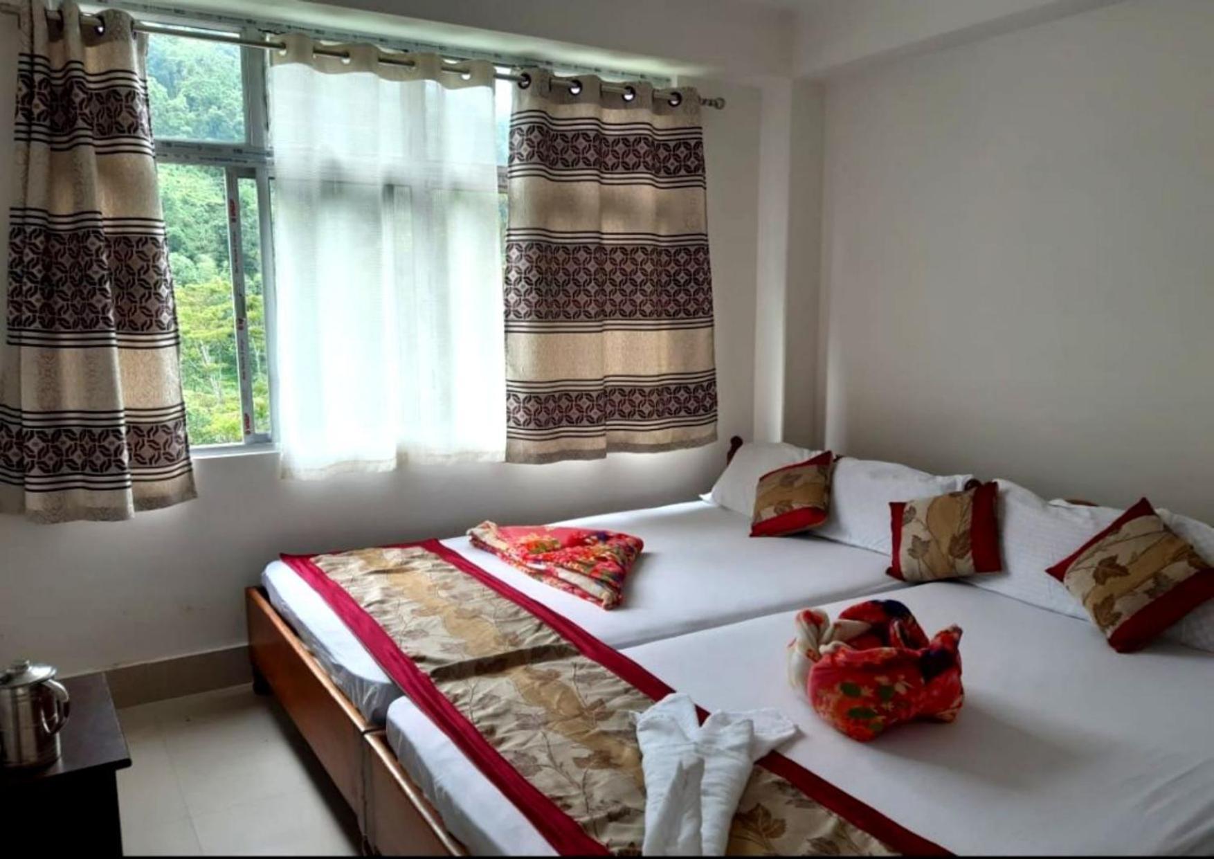 Silk Route Lingtam Resort Exterior photo